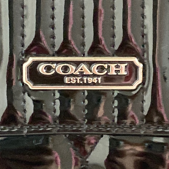 coach tablet / ipad case / pouch / sleeve / organizer - Picture 3 of 16